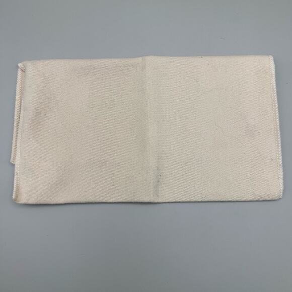 Louis Vuitton Holiday 2023 Shopping Bag and Small Dust Bag - Picture 4 of 16